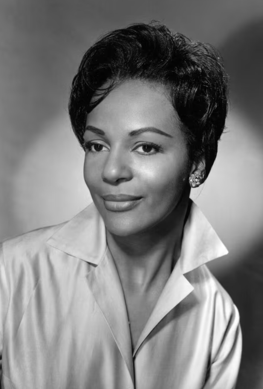 Eleanor Collins, Dead at 104