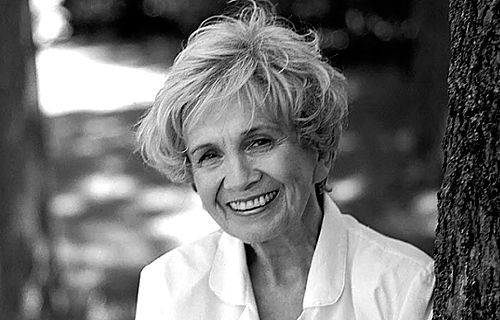 Alice Munro, Dead at 92