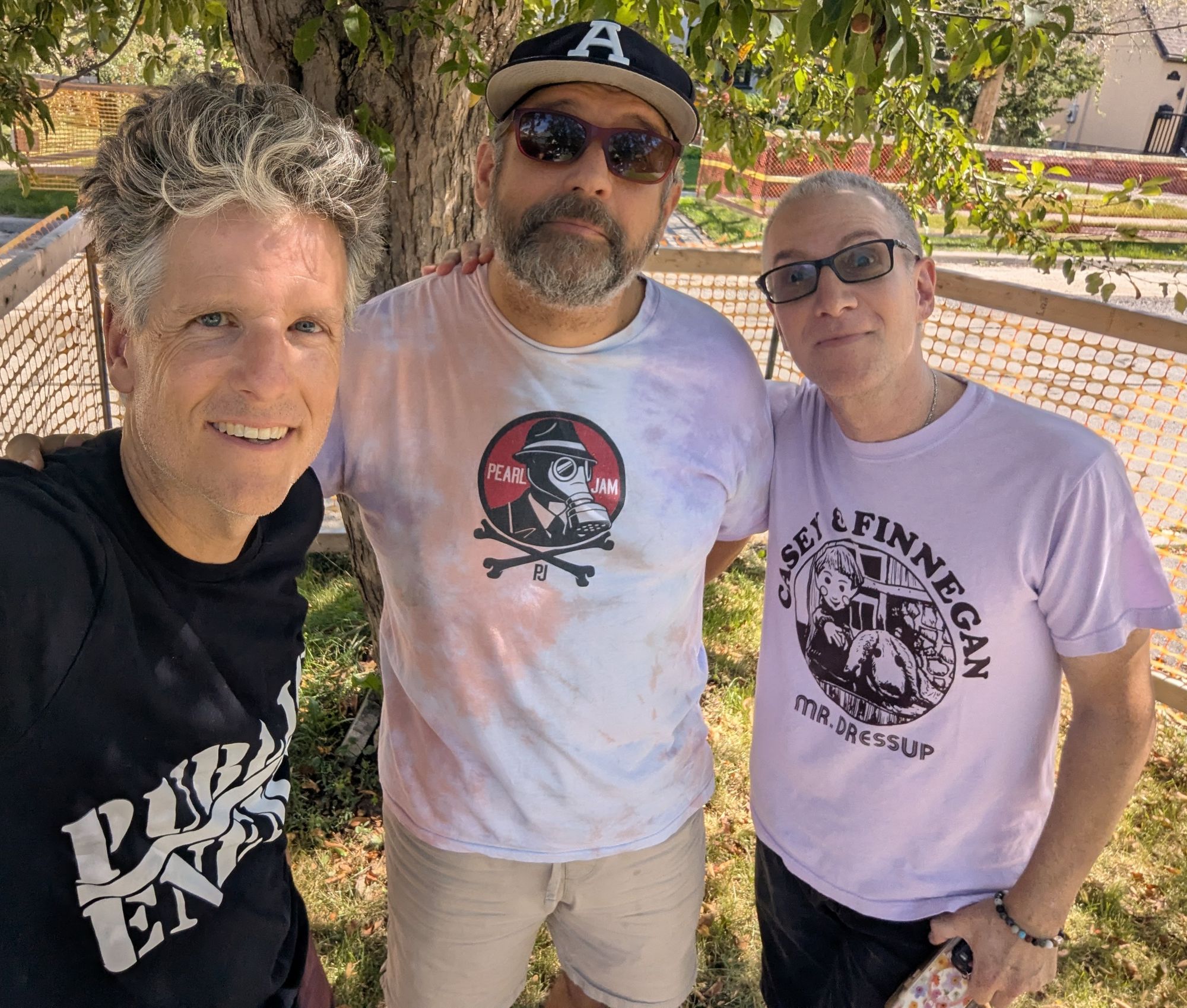 Lyricless Title Jams #TOAST45: Toronto Mike'd Podcast Episode 1755