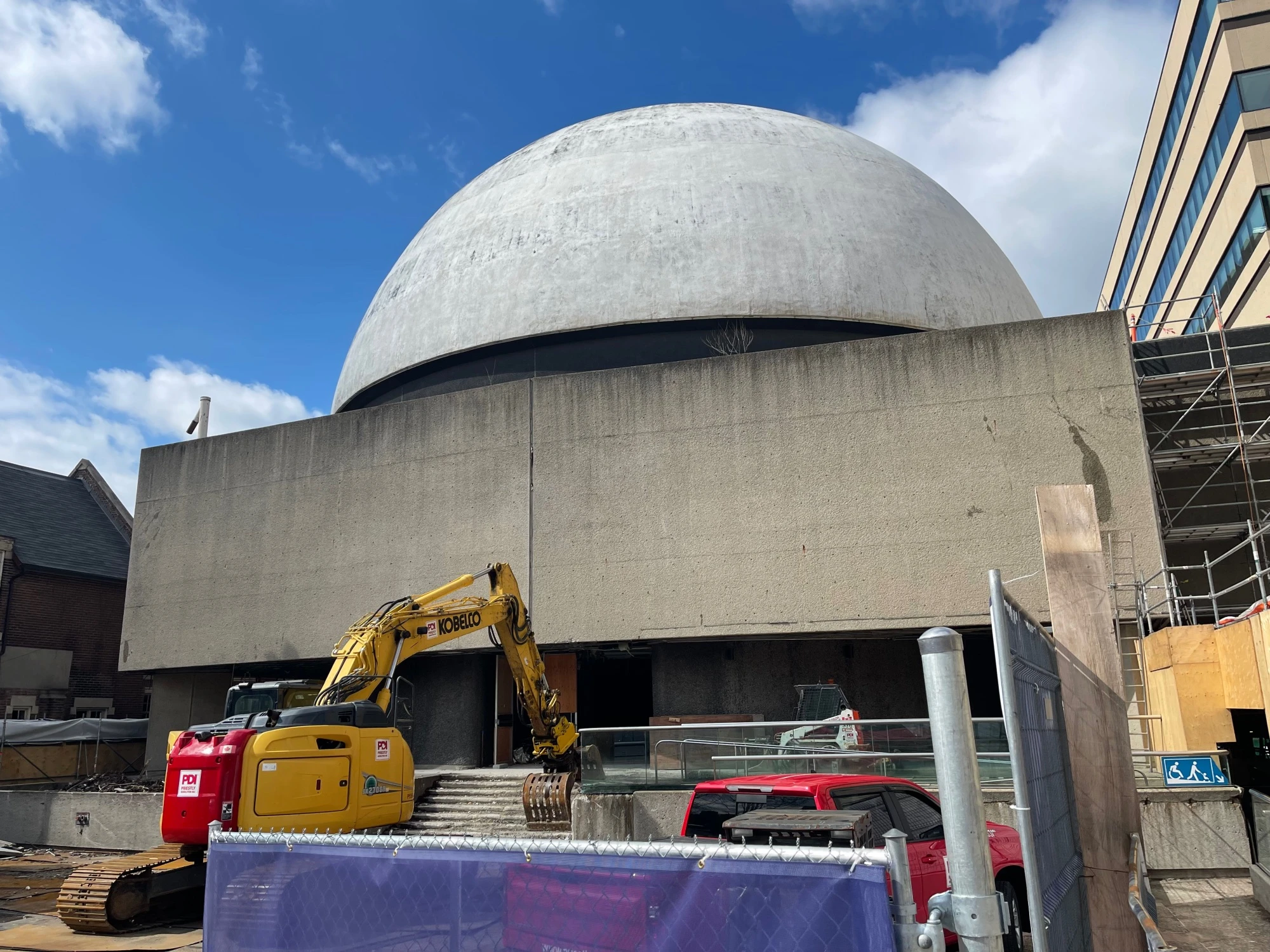 The McLaughlin Planetarium Is Being Demolished