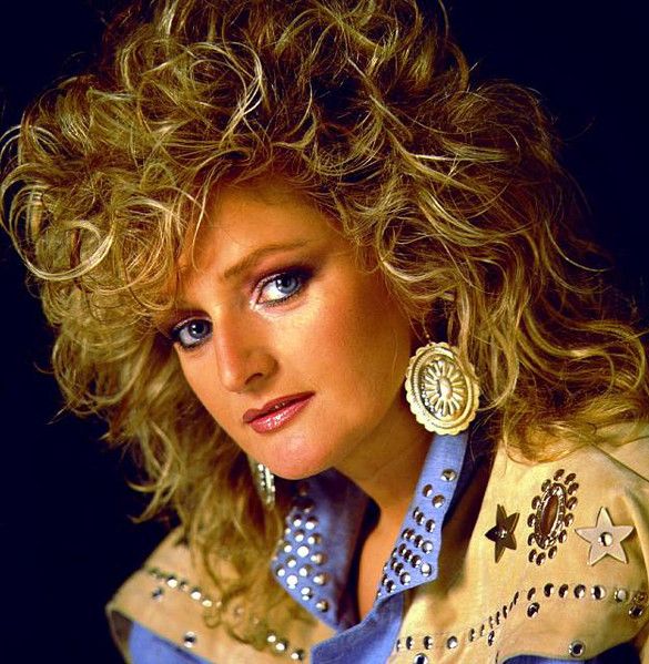 Bonnie Tyler, Dead at 75