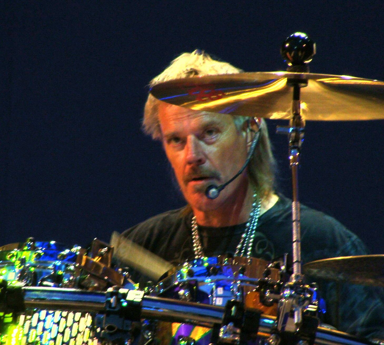 Frank Beard, Dead at 77